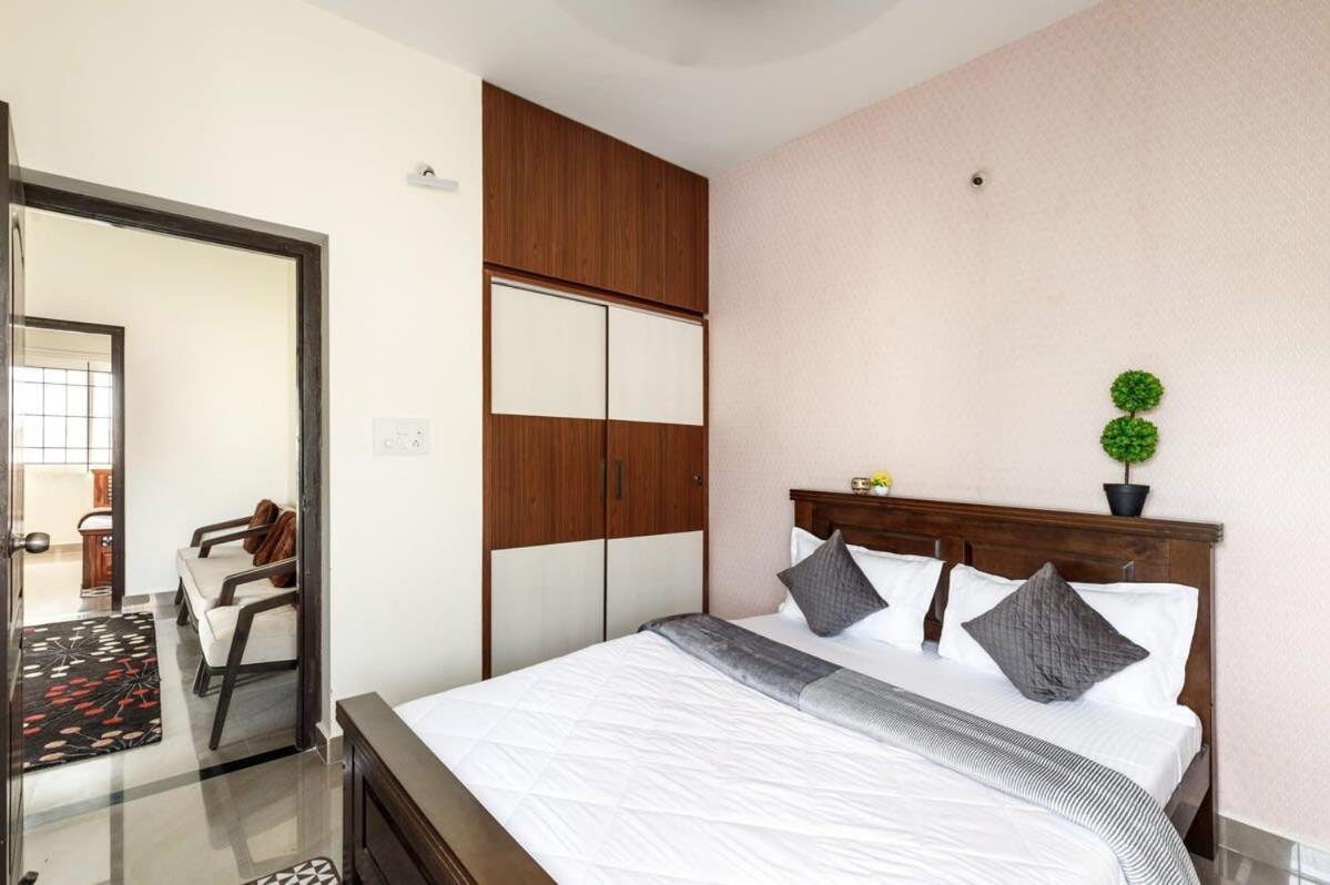 Blue Nest By Stayjadeparty Villalawn โฮซูร์ ภายนอก รูปภาพ