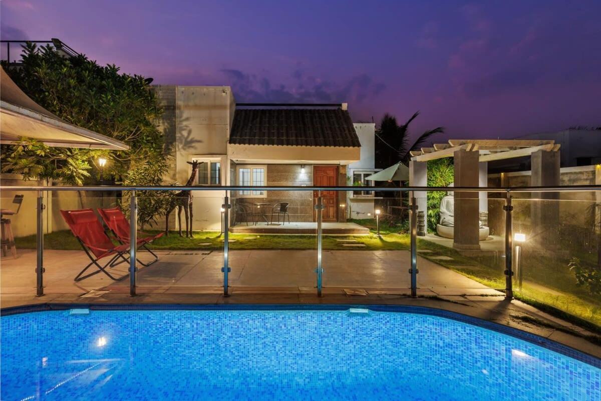 Blue Nest By Stayjadeparty Villalawn โฮซูร์ ภายนอก รูปภาพ