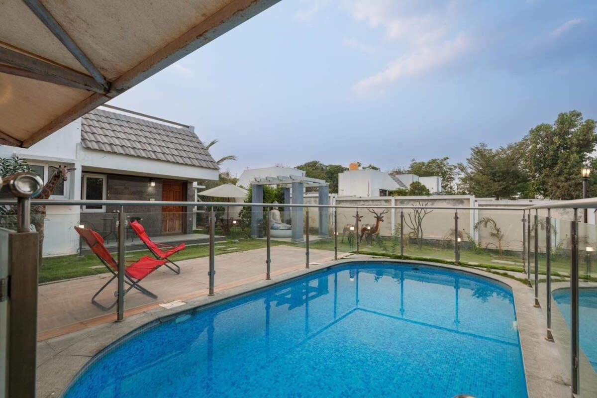 Blue Nest By Stayjadeparty Villalawn โฮซูร์ ภายนอก รูปภาพ